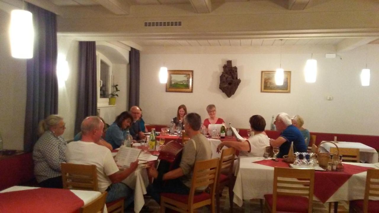 Hotel Zum Rossl Anterivo Kültér fotó